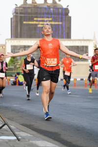 BIB: 27288
                            <button type="button" onclick="openModal(12171662)" class="btn btn-primary btn-sm float-right btn-popup" data-toggle="modal" data-target=".modal-high-quality">
                        <i class="fas fa-shopping-cart"></i> Add to Cart
                    </button>
                                            <button type="button" onclick="isThisMe(12171662, true)" class="btn btn-success btn-sm float-right btn-popup btn-isme hidden" data-toggle="tooltip" data-placement="bottom" title="นี่คือรูปของคุณใช่ไหม คลิกที่นี่เพื่อเอาเข้าอัลบั้ม">
                        <i class="fas fa-plus"></i> Add to album
                    </button>
                    <button type="button" onclick="isThisMe(12171662, false)" class="btn btn-warning btn-sm float-right btn-popup btn-isnotme hidden">
                        <i class="fas fa-ban"></i> Remove from album
                    </button>