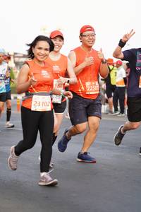 BIB: 186, 22583, 23102
                            <button type="button" onclick="openModal(12173922)" class="btn btn-primary btn-sm float-right btn-popup" data-toggle="modal" data-target=".modal-high-quality">
                        <i class="fas fa-shopping-cart"></i> Add to Cart
                    </button>
                                            <button type="button" onclick="isThisMe(12173922, true)" class="btn btn-success btn-sm float-right btn-popup btn-isme hidden" data-toggle="tooltip" data-placement="bottom" title="นี่คือรูปของคุณใช่ไหม คลิกที่นี่เพื่อเอาเข้าอัลบั้ม">
                        <i class="fas fa-plus"></i> Add to album
                    </button>
                    <button type="button" onclick="isThisMe(12173922, false)" class="btn btn-warning btn-sm float-right btn-popup btn-isnotme hidden">
                        <i class="fas fa-ban"></i> Remove from album
                    </button>