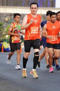 BIB: 26890, 20665, 21623
                            <button type="button" onclick="openModal(12166942)" class="btn btn-primary btn-sm float-right btn-popup" data-toggle="modal" data-target=".modal-high-quality">
                        <i class="fas fa-shopping-cart"></i> Add to Cart
                    </button>
                                            <button type="button" onclick="isThisMe(12166942, true)" class="btn btn-success btn-sm float-right btn-popup btn-isme hidden" data-toggle="tooltip" data-placement="bottom" title="นี่คือรูปของคุณใช่ไหม คลิกที่นี่เพื่อเอาเข้าอัลบั้ม">
                        <i class="fas fa-plus"></i> Add to album
                    </button>
                    <button type="button" onclick="isThisMe(12166942, false)" class="btn btn-warning btn-sm float-right btn-popup btn-isnotme hidden">
                        <i class="fas fa-ban"></i> Remove from album
                    </button>