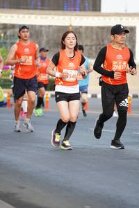 BIB: 233, 20837, 540
                            <button type="button" onclick="openModal(12130650)" class="btn btn-primary btn-sm float-right btn-popup" data-toggle="modal" data-target=".modal-high-quality">
                        <i class="fas fa-shopping-cart"></i> Add to Cart
                    </button>
                                            <button type="button" onclick="isThisMe(12130650, true)" class="btn btn-success btn-sm float-right btn-popup btn-isme hidden" data-toggle="tooltip" data-placement="bottom" title="นี่คือรูปของคุณใช่ไหม คลิกที่นี่เพื่อเอาเข้าอัลบั้ม">
                        <i class="fas fa-plus"></i> Add to album
                    </button>
                    <button type="button" onclick="isThisMe(12130650, false)" class="btn btn-warning btn-sm float-right btn-popup btn-isnotme hidden">
                        <i class="fas fa-ban"></i> Remove from album
                    </button>