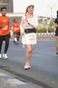 BIB: 27664, 24107
                            <button type="button" onclick="openModal(12180714)" class="btn btn-primary btn-sm float-right btn-popup" data-toggle="modal" data-target=".modal-high-quality">
                        <i class="fas fa-shopping-cart"></i> Add to Cart
                    </button>
                                            <button type="button" onclick="isThisMe(12180714, true)" class="btn btn-success btn-sm float-right btn-popup btn-isme hidden" data-toggle="tooltip" data-placement="bottom" title="นี่คือรูปของคุณใช่ไหม คลิกที่นี่เพื่อเอาเข้าอัลบั้ม">
                        <i class="fas fa-plus"></i> Add to album
                    </button>
                    <button type="button" onclick="isThisMe(12180714, false)" class="btn btn-warning btn-sm float-right btn-popup btn-isnotme hidden">
                        <i class="fas fa-ban"></i> Remove from album
                    </button>