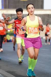 BIB: 222, 21207
                            <button type="button" onclick="openModal(12128523)" class="btn btn-primary btn-sm float-right btn-popup" data-toggle="modal" data-target=".modal-high-quality">
                        <i class="fas fa-shopping-cart"></i> Add to Cart
                    </button>
                                            <button type="button" onclick="isThisMe(12128523, true)" class="btn btn-success btn-sm float-right btn-popup btn-isme hidden" data-toggle="tooltip" data-placement="bottom" title="นี่คือรูปของคุณใช่ไหม คลิกที่นี่เพื่อเอาเข้าอัลบั้ม">
                        <i class="fas fa-plus"></i> Add to album
                    </button>
                    <button type="button" onclick="isThisMe(12128523, false)" class="btn btn-warning btn-sm float-right btn-popup btn-isnotme hidden">
                        <i class="fas fa-ban"></i> Remove from album
                    </button>