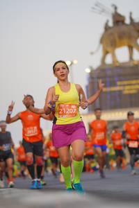 BIB: 21207, 20121
                            <button type="button" onclick="openModal(11520253)" class="btn btn-primary btn-sm float-right btn-popup" data-toggle="modal" data-target=".modal-high-quality">
                        <i class="fas fa-shopping-cart"></i> Add to Cart
                    </button>
                                            <button type="button" onclick="isThisMe(11520253, true)" class="btn btn-success btn-sm float-right btn-popup btn-isme hidden" data-toggle="tooltip" data-placement="bottom" title="นี่คือรูปของคุณใช่ไหม คลิกที่นี่เพื่อเอาเข้าอัลบั้ม">
                        <i class="fas fa-plus"></i> Add to album
                    </button>
                    <button type="button" onclick="isThisMe(11520253, false)" class="btn btn-warning btn-sm float-right btn-popup btn-isnotme hidden">
                        <i class="fas fa-ban"></i> Remove from album
                    </button>