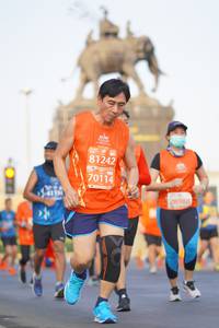 BIB: 81242, 70114, 28988
                            <button type="button" onclick="openModal(11432549)" class="btn btn-primary btn-sm float-right btn-popup" data-toggle="modal" data-target=".modal-high-quality">
                        <i class="fas fa-shopping-cart"></i> Add to Cart
                    </button>
                                            <button type="button" onclick="isThisMe(11432549, true)" class="btn btn-success btn-sm float-right btn-popup btn-isme hidden" data-toggle="tooltip" data-placement="bottom" title="นี่คือรูปของคุณใช่ไหม คลิกที่นี่เพื่อเอาเข้าอัลบั้ม">
                        <i class="fas fa-plus"></i> Add to album
                    </button>
                    <button type="button" onclick="isThisMe(11432549, false)" class="btn btn-warning btn-sm float-right btn-popup btn-isnotme hidden">
                        <i class="fas fa-ban"></i> Remove from album
                    </button>
