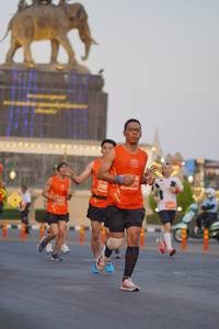 BIB: 208
                            <button type="button" onclick="openModal(11490712)" class="btn btn-primary btn-sm float-right btn-popup" data-toggle="modal" data-target=".modal-high-quality">
                        <i class="fas fa-shopping-cart"></i> Add to Cart
                    </button>
                                            <button type="button" onclick="isThisMe(11490712, true)" class="btn btn-success btn-sm float-right btn-popup btn-isme hidden" data-toggle="tooltip" data-placement="bottom" title="นี่คือรูปของคุณใช่ไหม คลิกที่นี่เพื่อเอาเข้าอัลบั้ม">
                        <i class="fas fa-plus"></i> Add to album
                    </button>
                    <button type="button" onclick="isThisMe(11490712, false)" class="btn btn-warning btn-sm float-right btn-popup btn-isnotme hidden">
                        <i class="fas fa-ban"></i> Remove from album
                    </button>