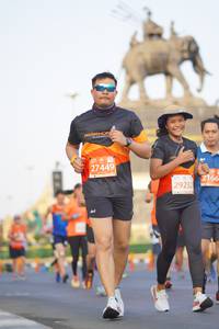 BIB: 40959
                            <button type="button" onclick="openModal(11435283)" class="btn btn-primary btn-sm float-right btn-popup" data-toggle="modal" data-target=".modal-high-quality">
                        <i class="fas fa-shopping-cart"></i> Add to Cart
                    </button>
                                            <button type="button" onclick="isThisMe(11435283, true)" class="btn btn-success btn-sm float-right btn-popup btn-isme hidden" data-toggle="tooltip" data-placement="bottom" title="นี่คือรูปของคุณใช่ไหม คลิกที่นี่เพื่อเอาเข้าอัลบั้ม">
                        <i class="fas fa-plus"></i> Add to album
                    </button>
                    <button type="button" onclick="isThisMe(11435283, false)" class="btn btn-warning btn-sm float-right btn-popup btn-isnotme hidden">
                        <i class="fas fa-ban"></i> Remove from album
                    </button>