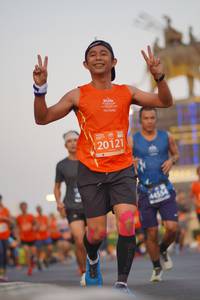 BIB: 20121, 44554
                            <button type="button" onclick="openModal(11521654)" class="btn btn-primary btn-sm float-right btn-popup" data-toggle="modal" data-target=".modal-high-quality">
                        <i class="fas fa-shopping-cart"></i> Add to Cart
                    </button>
                                            <button type="button" onclick="isThisMe(11521654, true)" class="btn btn-success btn-sm float-right btn-popup btn-isme hidden" data-toggle="tooltip" data-placement="bottom" title="นี่คือรูปของคุณใช่ไหม คลิกที่นี่เพื่อเอาเข้าอัลบั้ม">
                        <i class="fas fa-plus"></i> Add to album
                    </button>
                    <button type="button" onclick="isThisMe(11521654, false)" class="btn btn-warning btn-sm float-right btn-popup btn-isnotme hidden">
                        <i class="fas fa-ban"></i> Remove from album
                    </button>