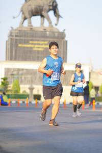 BIB: 255
                            <button type="button" onclick="openModal(11417941)" class="btn btn-primary btn-sm float-right btn-popup" data-toggle="modal" data-target=".modal-high-quality">
                        <i class="fas fa-shopping-cart"></i> Add to Cart
                    </button>
                                            <button type="button" onclick="isThisMe(11417941, true)" class="btn btn-success btn-sm float-right btn-popup btn-isme hidden" data-toggle="tooltip" data-placement="bottom" title="นี่คือรูปของคุณใช่ไหม คลิกที่นี่เพื่อเอาเข้าอัลบั้ม">
                        <i class="fas fa-plus"></i> Add to album
                    </button>
                    <button type="button" onclick="isThisMe(11417941, false)" class="btn btn-warning btn-sm float-right btn-popup btn-isnotme hidden">
                        <i class="fas fa-ban"></i> Remove from album
                    </button>