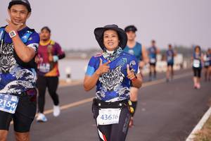 BIB: 2154, 43616
                            <button type="button" onclick="openModal(10584305)" class="btn btn-primary btn-sm float-right btn-popup" data-toggle="modal" data-target=".modal-high-quality">
                        <i class="fas fa-shopping-cart"></i> Add to Cart
                    </button>
                                            <button type="button" onclick="isThisMe(10584305, true)" class="btn btn-success btn-sm float-right btn-popup btn-isme hidden" data-toggle="tooltip" data-placement="bottom" title="นี่คือรูปของคุณใช่ไหม คลิกที่นี่เพื่อเอาเข้าอัลบั้ม">
                        <i class="fas fa-plus"></i> Add to album
                    </button>
                    <button type="button" onclick="isThisMe(10584305, false)" class="btn btn-warning btn-sm float-right btn-popup btn-isnotme hidden">
                        <i class="fas fa-ban"></i> Remove from album
                    </button>