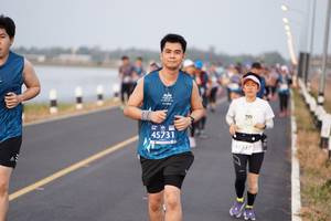 BIB: 45731, 433
                            <button type="button" onclick="openModal(10587454)" class="btn btn-primary btn-sm float-right btn-popup" data-toggle="modal" data-target=".modal-high-quality">
                        <i class="fas fa-shopping-cart"></i> Add to Cart
                    </button>
                                            <button type="button" onclick="isThisMe(10587454, true)" class="btn btn-success btn-sm float-right btn-popup btn-isme hidden" data-toggle="tooltip" data-placement="bottom" title="นี่คือรูปของคุณใช่ไหม คลิกที่นี่เพื่อเอาเข้าอัลบั้ม">
                        <i class="fas fa-plus"></i> Add to album
                    </button>
                    <button type="button" onclick="isThisMe(10587454, false)" class="btn btn-warning btn-sm float-right btn-popup btn-isnotme hidden">
                        <i class="fas fa-ban"></i> Remove from album
                    </button>