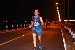 BIB: 454
                            <button type="button" onclick="openModal(10579111)" class="btn btn-primary btn-sm float-right btn-popup" data-toggle="modal" data-target=".modal-high-quality">
                        <i class="fas fa-shopping-cart"></i> Add to Cart
                    </button>
                                            <button type="button" onclick="isThisMe(10579111, true)" class="btn btn-success btn-sm float-right btn-popup btn-isme hidden" data-toggle="tooltip" data-placement="bottom" title="นี่คือรูปของคุณใช่ไหม คลิกที่นี่เพื่อเอาเข้าอัลบั้ม">
                        <i class="fas fa-plus"></i> Add to album
                    </button>
                    <button type="button" onclick="isThisMe(10579111, false)" class="btn btn-warning btn-sm float-right btn-popup btn-isnotme hidden">
                        <i class="fas fa-ban"></i> Remove from album
                    </button>
