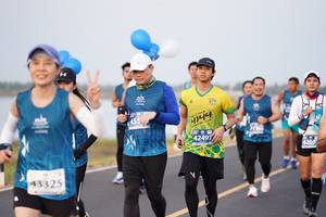 BIB: 455, 42497, 4207, 43325
                            <button type="button" onclick="openModal(10587597)" class="btn btn-primary btn-sm float-right btn-popup" data-toggle="modal" data-target=".modal-high-quality">
                        <i class="fas fa-shopping-cart"></i> Add to Cart
                    </button>
                                            <button type="button" onclick="isThisMe(10587597, true)" class="btn btn-success btn-sm float-right btn-popup btn-isme hidden" data-toggle="tooltip" data-placement="bottom" title="นี่คือรูปของคุณใช่ไหม คลิกที่นี่เพื่อเอาเข้าอัลบั้ม">
                        <i class="fas fa-plus"></i> Add to album
                    </button>
                    <button type="button" onclick="isThisMe(10587597, false)" class="btn btn-warning btn-sm float-right btn-popup btn-isnotme hidden">
                        <i class="fas fa-ban"></i> Remove from album
                    </button>