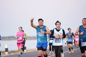 BIB: 41590, 42329, 42600
                            <button type="button" onclick="openModal(10585492)" class="btn btn-primary btn-sm float-right btn-popup" data-toggle="modal" data-target=".modal-high-quality">
                        <i class="fas fa-shopping-cart"></i> Add to Cart
                    </button>
                                            <button type="button" onclick="isThisMe(10585492, true)" class="btn btn-success btn-sm float-right btn-popup btn-isme hidden" data-toggle="tooltip" data-placement="bottom" title="นี่คือรูปของคุณใช่ไหม คลิกที่นี่เพื่อเอาเข้าอัลบั้ม">
                        <i class="fas fa-plus"></i> Add to album
                    </button>
                    <button type="button" onclick="isThisMe(10585492, false)" class="btn btn-warning btn-sm float-right btn-popup btn-isnotme hidden">
                        <i class="fas fa-ban"></i> Remove from album
                    </button>