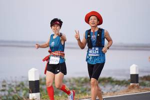 BIB: 40324, 43126
                            <button type="button" onclick="openModal(10585465)" class="btn btn-primary btn-sm float-right btn-popup" data-toggle="modal" data-target=".modal-high-quality">
                        <i class="fas fa-shopping-cart"></i> Add to Cart
                    </button>
                                            <button type="button" onclick="isThisMe(10585465, true)" class="btn btn-success btn-sm float-right btn-popup btn-isme hidden" data-toggle="tooltip" data-placement="bottom" title="นี่คือรูปของคุณใช่ไหม คลิกที่นี่เพื่อเอาเข้าอัลบั้ม">
                        <i class="fas fa-plus"></i> Add to album
                    </button>
                    <button type="button" onclick="isThisMe(10585465, false)" class="btn btn-warning btn-sm float-right btn-popup btn-isnotme hidden">
                        <i class="fas fa-ban"></i> Remove from album
                    </button>