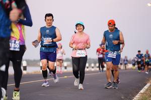 BIB: 1850, 42559, 46225
                            <button type="button" onclick="openModal(10584799)" class="btn btn-primary btn-sm float-right btn-popup" data-toggle="modal" data-target=".modal-high-quality">
                        <i class="fas fa-shopping-cart"></i> Add to Cart
                    </button>
                                            <button type="button" onclick="isThisMe(10584799, true)" class="btn btn-success btn-sm float-right btn-popup btn-isme hidden" data-toggle="tooltip" data-placement="bottom" title="นี่คือรูปของคุณใช่ไหม คลิกที่นี่เพื่อเอาเข้าอัลบั้ม">
                        <i class="fas fa-plus"></i> Add to album
                    </button>
                    <button type="button" onclick="isThisMe(10584799, false)" class="btn btn-warning btn-sm float-right btn-popup btn-isnotme hidden">
                        <i class="fas fa-ban"></i> Remove from album
                    </button>