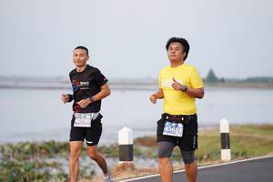 BIB: 40190, 45653
                            <button type="button" onclick="openModal(10587307)" class="btn btn-primary btn-sm float-right btn-popup" data-toggle="modal" data-target=".modal-high-quality">
                        <i class="fas fa-shopping-cart"></i> Add to Cart
                    </button>
                                            <button type="button" onclick="isThisMe(10587307, true)" class="btn btn-success btn-sm float-right btn-popup btn-isme hidden" data-toggle="tooltip" data-placement="bottom" title="นี่คือรูปของคุณใช่ไหม คลิกที่นี่เพื่อเอาเข้าอัลบั้ม">
                        <i class="fas fa-plus"></i> Add to album
                    </button>
                    <button type="button" onclick="isThisMe(10587307, false)" class="btn btn-warning btn-sm float-right btn-popup btn-isnotme hidden">
                        <i class="fas fa-ban"></i> Remove from album
                    </button>