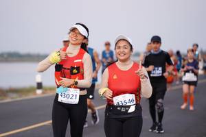 BIB: 43021, 43546, 422110
                            <button type="button" onclick="openModal(10585363)" class="btn btn-primary btn-sm float-right btn-popup" data-toggle="modal" data-target=".modal-high-quality">
                        <i class="fas fa-shopping-cart"></i> Add to Cart
                    </button>
                                            <button type="button" onclick="isThisMe(10585363, true)" class="btn btn-success btn-sm float-right btn-popup btn-isme hidden" data-toggle="tooltip" data-placement="bottom" title="นี่คือรูปของคุณใช่ไหม คลิกที่นี่เพื่อเอาเข้าอัลบั้ม">
                        <i class="fas fa-plus"></i> Add to album
                    </button>
                    <button type="button" onclick="isThisMe(10585363, false)" class="btn btn-warning btn-sm float-right btn-popup btn-isnotme hidden">
                        <i class="fas fa-ban"></i> Remove from album
                    </button>