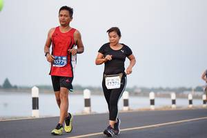 BIB: 45779, 43275
                            <button type="button" onclick="openModal(10586913)" class="btn btn-primary btn-sm float-right btn-popup" data-toggle="modal" data-target=".modal-high-quality">
                        <i class="fas fa-shopping-cart"></i> Add to Cart
                    </button>
                                            <button type="button" onclick="isThisMe(10586913, true)" class="btn btn-success btn-sm float-right btn-popup btn-isme hidden" data-toggle="tooltip" data-placement="bottom" title="นี่คือรูปของคุณใช่ไหม คลิกที่นี่เพื่อเอาเข้าอัลบั้ม">
                        <i class="fas fa-plus"></i> Add to album
                    </button>
                    <button type="button" onclick="isThisMe(10586913, false)" class="btn btn-warning btn-sm float-right btn-popup btn-isnotme hidden">
                        <i class="fas fa-ban"></i> Remove from album
                    </button>