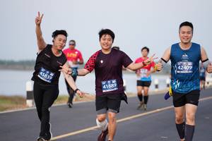 BIB: 42409, 45839, 41889
                            <button type="button" onclick="openModal(10586444)" class="btn btn-primary btn-sm float-right btn-popup" data-toggle="modal" data-target=".modal-high-quality">
                        <i class="fas fa-shopping-cart"></i> Add to Cart
                    </button>
                                            <button type="button" onclick="isThisMe(10586444, true)" class="btn btn-success btn-sm float-right btn-popup btn-isme hidden" data-toggle="tooltip" data-placement="bottom" title="นี่คือรูปของคุณใช่ไหม คลิกที่นี่เพื่อเอาเข้าอัลบั้ม">
                        <i class="fas fa-plus"></i> Add to album
                    </button>
                    <button type="button" onclick="isThisMe(10586444, false)" class="btn btn-warning btn-sm float-right btn-popup btn-isnotme hidden">
                        <i class="fas fa-ban"></i> Remove from album
                    </button>