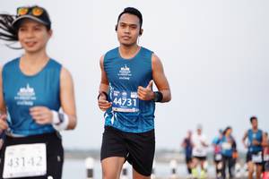 BIB: 44731, 43142
                            <button type="button" onclick="openModal(10587014)" class="btn btn-primary btn-sm float-right btn-popup" data-toggle="modal" data-target=".modal-high-quality">
                        <i class="fas fa-shopping-cart"></i> Add to Cart
                    </button>
                                            <button type="button" onclick="isThisMe(10587014, true)" class="btn btn-success btn-sm float-right btn-popup btn-isme hidden" data-toggle="tooltip" data-placement="bottom" title="นี่คือรูปของคุณใช่ไหม คลิกที่นี่เพื่อเอาเข้าอัลบั้ม">
                        <i class="fas fa-plus"></i> Add to album
                    </button>
                    <button type="button" onclick="isThisMe(10587014, false)" class="btn btn-warning btn-sm float-right btn-popup btn-isnotme hidden">
                        <i class="fas fa-ban"></i> Remove from album
                    </button>