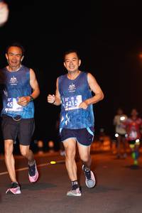 BIB: 4215
                            <button type="button" onclick="openModal(10605573)" class="btn btn-primary btn-sm float-right btn-popup" data-toggle="modal" data-target=".modal-high-quality">
                        <i class="fas fa-shopping-cart"></i> Add to Cart
                    </button>
                                            <button type="button" onclick="isThisMe(10605573, true)" class="btn btn-success btn-sm float-right btn-popup btn-isme hidden" data-toggle="tooltip" data-placement="bottom" title="นี่คือรูปของคุณใช่ไหม คลิกที่นี่เพื่อเอาเข้าอัลบั้ม">
                        <i class="fas fa-plus"></i> Add to album
                    </button>
                    <button type="button" onclick="isThisMe(10605573, false)" class="btn btn-warning btn-sm float-right btn-popup btn-isnotme hidden">
                        <i class="fas fa-ban"></i> Remove from album
                    </button>