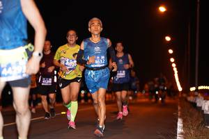 BIB: 4632, 4129
                            <button type="button" onclick="openModal(10606281)" class="btn btn-primary btn-sm float-right btn-popup" data-toggle="modal" data-target=".modal-high-quality">
                        <i class="fas fa-shopping-cart"></i> Add to Cart
                    </button>
                                            <button type="button" onclick="isThisMe(10606281, true)" class="btn btn-success btn-sm float-right btn-popup btn-isme hidden" data-toggle="tooltip" data-placement="bottom" title="นี่คือรูปของคุณใช่ไหม คลิกที่นี่เพื่อเอาเข้าอัลบั้ม">
                        <i class="fas fa-plus"></i> Add to album
                    </button>
                    <button type="button" onclick="isThisMe(10606281, false)" class="btn btn-warning btn-sm float-right btn-popup btn-isnotme hidden">
                        <i class="fas fa-ban"></i> Remove from album
                    </button>