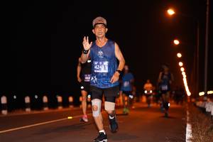 BIB: 424
                            <button type="button" onclick="openModal(10606306)" class="btn btn-primary btn-sm float-right btn-popup" data-toggle="modal" data-target=".modal-high-quality">
                        <i class="fas fa-shopping-cart"></i> Add to Cart
                    </button>
                                            <button type="button" onclick="isThisMe(10606306, true)" class="btn btn-success btn-sm float-right btn-popup btn-isme hidden" data-toggle="tooltip" data-placement="bottom" title="นี่คือรูปของคุณใช่ไหม คลิกที่นี่เพื่อเอาเข้าอัลบั้ม">
                        <i class="fas fa-plus"></i> Add to album
                    </button>
                    <button type="button" onclick="isThisMe(10606306, false)" class="btn btn-warning btn-sm float-right btn-popup btn-isnotme hidden">
                        <i class="fas fa-ban"></i> Remove from album
                    </button>