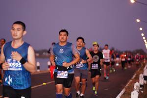 BIB: 0995, 45193, 44934
                            <button type="button" onclick="openModal(10616637)" class="btn btn-primary btn-sm float-right btn-popup" data-toggle="modal" data-target=".modal-high-quality">
                        <i class="fas fa-shopping-cart"></i> Add to Cart
                    </button>
                                            <button type="button" onclick="isThisMe(10616637, true)" class="btn btn-success btn-sm float-right btn-popup btn-isme hidden" data-toggle="tooltip" data-placement="bottom" title="นี่คือรูปของคุณใช่ไหม คลิกที่นี่เพื่อเอาเข้าอัลบั้ม">
                        <i class="fas fa-plus"></i> Add to album
                    </button>
                    <button type="button" onclick="isThisMe(10616637, false)" class="btn btn-warning btn-sm float-right btn-popup btn-isnotme hidden">
                        <i class="fas fa-ban"></i> Remove from album
                    </button>