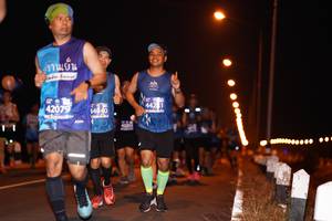 BIB: 442, 42079, 14040
                            <button type="button" onclick="openModal(10611263)" class="btn btn-primary btn-sm float-right btn-popup" data-toggle="modal" data-target=".modal-high-quality">
                        <i class="fas fa-shopping-cart"></i> Add to Cart
                    </button>
                                            <button type="button" onclick="isThisMe(10611263, true)" class="btn btn-success btn-sm float-right btn-popup btn-isme hidden" data-toggle="tooltip" data-placement="bottom" title="นี่คือรูปของคุณใช่ไหม คลิกที่นี่เพื่อเอาเข้าอัลบั้ม">
                        <i class="fas fa-plus"></i> Add to album
                    </button>
                    <button type="button" onclick="isThisMe(10611263, false)" class="btn btn-warning btn-sm float-right btn-popup btn-isnotme hidden">
                        <i class="fas fa-ban"></i> Remove from album
                    </button>