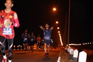 BIB: 44296, 42268, 44822
                            <button type="button" onclick="openModal(10605772)" class="btn btn-primary btn-sm float-right btn-popup" data-toggle="modal" data-target=".modal-high-quality">
                        <i class="fas fa-shopping-cart"></i> Add to Cart
                    </button>
                                            <button type="button" onclick="isThisMe(10605772, true)" class="btn btn-success btn-sm float-right btn-popup btn-isme hidden" data-toggle="tooltip" data-placement="bottom" title="นี่คือรูปของคุณใช่ไหม คลิกที่นี่เพื่อเอาเข้าอัลบั้ม">
                        <i class="fas fa-plus"></i> Add to album
                    </button>
                    <button type="button" onclick="isThisMe(10605772, false)" class="btn btn-warning btn-sm float-right btn-popup btn-isnotme hidden">
                        <i class="fas fa-ban"></i> Remove from album
                    </button>