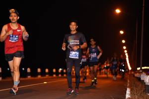 BIB: 41186, 41673
                            <button type="button" onclick="openModal(10608559)" class="btn btn-primary btn-sm float-right btn-popup" data-toggle="modal" data-target=".modal-high-quality">
                        <i class="fas fa-shopping-cart"></i> Add to Cart
                    </button>
                                            <button type="button" onclick="isThisMe(10608559, true)" class="btn btn-success btn-sm float-right btn-popup btn-isme hidden" data-toggle="tooltip" data-placement="bottom" title="นี่คือรูปของคุณใช่ไหม คลิกที่นี่เพื่อเอาเข้าอัลบั้ม">
                        <i class="fas fa-plus"></i> Add to album
                    </button>
                    <button type="button" onclick="isThisMe(10608559, false)" class="btn btn-warning btn-sm float-right btn-popup btn-isnotme hidden">
                        <i class="fas fa-ban"></i> Remove from album
                    </button>