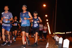BIB: 4103, 41343, 44317
                            <button type="button" onclick="openModal(10608186)" class="btn btn-primary btn-sm float-right btn-popup" data-toggle="modal" data-target=".modal-high-quality">
                        <i class="fas fa-shopping-cart"></i> Add to Cart
                    </button>
                                            <button type="button" onclick="isThisMe(10608186, true)" class="btn btn-success btn-sm float-right btn-popup btn-isme hidden" data-toggle="tooltip" data-placement="bottom" title="นี่คือรูปของคุณใช่ไหม คลิกที่นี่เพื่อเอาเข้าอัลบั้ม">
                        <i class="fas fa-plus"></i> Add to album
                    </button>
                    <button type="button" onclick="isThisMe(10608186, false)" class="btn btn-warning btn-sm float-right btn-popup btn-isnotme hidden">
                        <i class="fas fa-ban"></i> Remove from album
                    </button>
