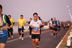 BIB: 44113
                            <button type="button" onclick="openModal(10620186)" class="btn btn-primary btn-sm float-right btn-popup" data-toggle="modal" data-target=".modal-high-quality">
                        <i class="fas fa-shopping-cart"></i> Add to Cart
                    </button>
                                            <button type="button" onclick="isThisMe(10620186, true)" class="btn btn-success btn-sm float-right btn-popup btn-isme hidden" data-toggle="tooltip" data-placement="bottom" title="นี่คือรูปของคุณใช่ไหม คลิกที่นี่เพื่อเอาเข้าอัลบั้ม">
                        <i class="fas fa-plus"></i> Add to album
                    </button>
                    <button type="button" onclick="isThisMe(10620186, false)" class="btn btn-warning btn-sm float-right btn-popup btn-isnotme hidden">
                        <i class="fas fa-ban"></i> Remove from album
                    </button>