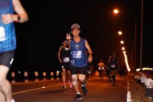 BIB: 424
                            <button type="button" onclick="openModal(10606297)" class="btn btn-primary btn-sm float-right btn-popup" data-toggle="modal" data-target=".modal-high-quality">
                        <i class="fas fa-shopping-cart"></i> Add to Cart
                    </button>
                                            <button type="button" onclick="isThisMe(10606297, true)" class="btn btn-success btn-sm float-right btn-popup btn-isme hidden" data-toggle="tooltip" data-placement="bottom" title="นี่คือรูปของคุณใช่ไหม คลิกที่นี่เพื่อเอาเข้าอัลบั้ม">
                        <i class="fas fa-plus"></i> Add to album
                    </button>
                    <button type="button" onclick="isThisMe(10606297, false)" class="btn btn-warning btn-sm float-right btn-popup btn-isnotme hidden">
                        <i class="fas fa-ban"></i> Remove from album
                    </button>