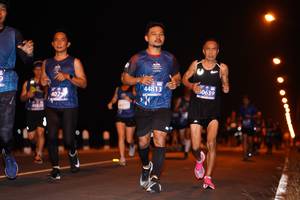 BIB: 0639, 44813, 4029
                            <button type="button" onclick="openModal(10608109)" class="btn btn-primary btn-sm float-right btn-popup" data-toggle="modal" data-target=".modal-high-quality">
                        <i class="fas fa-shopping-cart"></i> Add to Cart
                    </button>
                                            <button type="button" onclick="isThisMe(10608109, true)" class="btn btn-success btn-sm float-right btn-popup btn-isme hidden" data-toggle="tooltip" data-placement="bottom" title="นี่คือรูปของคุณใช่ไหม คลิกที่นี่เพื่อเอาเข้าอัลบั้ม">
                        <i class="fas fa-plus"></i> Add to album
                    </button>
                    <button type="button" onclick="isThisMe(10608109, false)" class="btn btn-warning btn-sm float-right btn-popup btn-isnotme hidden">
                        <i class="fas fa-ban"></i> Remove from album
                    </button>