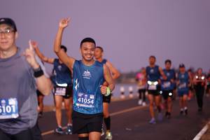 BIB: 41054, 101
                            <button type="button" onclick="openModal(10617860)" class="btn btn-primary btn-sm float-right btn-popup" data-toggle="modal" data-target=".modal-high-quality">
                        <i class="fas fa-shopping-cart"></i> Add to Cart
                    </button>
                                            <button type="button" onclick="isThisMe(10617860, true)" class="btn btn-success btn-sm float-right btn-popup btn-isme hidden" data-toggle="tooltip" data-placement="bottom" title="นี่คือรูปของคุณใช่ไหม คลิกที่นี่เพื่อเอาเข้าอัลบั้ม">
                        <i class="fas fa-plus"></i> Add to album
                    </button>
                    <button type="button" onclick="isThisMe(10617860, false)" class="btn btn-warning btn-sm float-right btn-popup btn-isnotme hidden">
                        <i class="fas fa-ban"></i> Remove from album
                    </button>