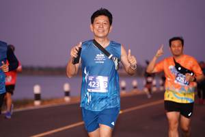 BIB: 423
                            <button type="button" onclick="openModal(10617111)" class="btn btn-primary btn-sm float-right btn-popup" data-toggle="modal" data-target=".modal-high-quality">
                        <i class="fas fa-shopping-cart"></i> Add to Cart
                    </button>
                                            <button type="button" onclick="isThisMe(10617111, true)" class="btn btn-success btn-sm float-right btn-popup btn-isme hidden" data-toggle="tooltip" data-placement="bottom" title="นี่คือรูปของคุณใช่ไหม คลิกที่นี่เพื่อเอาเข้าอัลบั้ม">
                        <i class="fas fa-plus"></i> Add to album
                    </button>
                    <button type="button" onclick="isThisMe(10617111, false)" class="btn btn-warning btn-sm float-right btn-popup btn-isnotme hidden">
                        <i class="fas fa-ban"></i> Remove from album
                    </button>