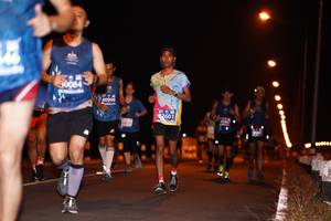 BIB: 0084, 0998, 2601
                            <button type="button" onclick="openModal(10609982)" class="btn btn-primary btn-sm float-right btn-popup" data-toggle="modal" data-target=".modal-high-quality">
                        <i class="fas fa-shopping-cart"></i> Add to Cart
                    </button>
                                            <button type="button" onclick="isThisMe(10609982, true)" class="btn btn-success btn-sm float-right btn-popup btn-isme hidden" data-toggle="tooltip" data-placement="bottom" title="นี่คือรูปของคุณใช่ไหม คลิกที่นี่เพื่อเอาเข้าอัลบั้ม">
                        <i class="fas fa-plus"></i> Add to album
                    </button>
                    <button type="button" onclick="isThisMe(10609982, false)" class="btn btn-warning btn-sm float-right btn-popup btn-isnotme hidden">
                        <i class="fas fa-ban"></i> Remove from album
                    </button>
