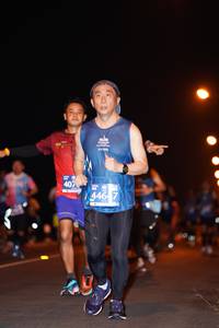 BIB: 407, 446
                            <button type="button" onclick="openModal(10609282)" class="btn btn-primary btn-sm float-right btn-popup" data-toggle="modal" data-target=".modal-high-quality">
                        <i class="fas fa-shopping-cart"></i> Add to Cart
                    </button>
                                            <button type="button" onclick="isThisMe(10609282, true)" class="btn btn-success btn-sm float-right btn-popup btn-isme hidden" data-toggle="tooltip" data-placement="bottom" title="นี่คือรูปของคุณใช่ไหม คลิกที่นี่เพื่อเอาเข้าอัลบั้ม">
                        <i class="fas fa-plus"></i> Add to album
                    </button>
                    <button type="button" onclick="isThisMe(10609282, false)" class="btn btn-warning btn-sm float-right btn-popup btn-isnotme hidden">
                        <i class="fas fa-ban"></i> Remove from album
                    </button>