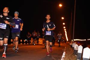 BIB: 0400, 4469, 45437
                            <button type="button" onclick="openModal(10608005)" class="btn btn-primary btn-sm float-right btn-popup" data-toggle="modal" data-target=".modal-high-quality">
                        <i class="fas fa-shopping-cart"></i> Add to Cart
                    </button>
                                            <button type="button" onclick="isThisMe(10608005, true)" class="btn btn-success btn-sm float-right btn-popup btn-isme hidden" data-toggle="tooltip" data-placement="bottom" title="นี่คือรูปของคุณใช่ไหม คลิกที่นี่เพื่อเอาเข้าอัลบั้ม">
                        <i class="fas fa-plus"></i> Add to album
                    </button>
                    <button type="button" onclick="isThisMe(10608005, false)" class="btn btn-warning btn-sm float-right btn-popup btn-isnotme hidden">
                        <i class="fas fa-ban"></i> Remove from album
                    </button>