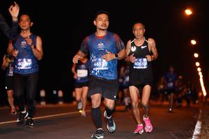 BIB: 40639, 4483, 407
                            <button type="button" onclick="openModal(10608107)" class="btn btn-primary btn-sm float-right btn-popup" data-toggle="modal" data-target=".modal-high-quality">
                        <i class="fas fa-shopping-cart"></i> Add to Cart
                    </button>
                                            <button type="button" onclick="isThisMe(10608107, true)" class="btn btn-success btn-sm float-right btn-popup btn-isme hidden" data-toggle="tooltip" data-placement="bottom" title="นี่คือรูปของคุณใช่ไหม คลิกที่นี่เพื่อเอาเข้าอัลบั้ม">
                        <i class="fas fa-plus"></i> Add to album
                    </button>
                    <button type="button" onclick="isThisMe(10608107, false)" class="btn btn-warning btn-sm float-right btn-popup btn-isnotme hidden">
                        <i class="fas fa-ban"></i> Remove from album
                    </button>