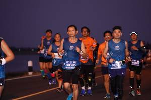 BIB: 44870, 40306, 407
                            <button type="button" onclick="openModal(10614913)" class="btn btn-primary btn-sm float-right btn-popup" data-toggle="modal" data-target=".modal-high-quality">
                        <i class="fas fa-shopping-cart"></i> Add to Cart
                    </button>
                                            <button type="button" onclick="isThisMe(10614913, true)" class="btn btn-success btn-sm float-right btn-popup btn-isme hidden" data-toggle="tooltip" data-placement="bottom" title="นี่คือรูปของคุณใช่ไหม คลิกที่นี่เพื่อเอาเข้าอัลบั้ม">
                        <i class="fas fa-plus"></i> Add to album
                    </button>
                    <button type="button" onclick="isThisMe(10614913, false)" class="btn btn-warning btn-sm float-right btn-popup btn-isnotme hidden">
                        <i class="fas fa-ban"></i> Remove from album
                    </button>