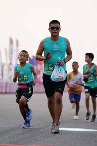 BIB: 51522, 002
                            <button type="button" onclick="openModal(10472286)" class="btn btn-primary btn-sm float-right btn-popup" data-toggle="modal" data-target=".modal-high-quality">
                        <i class="fas fa-shopping-cart"></i> Add to Cart
                    </button>
                                            <button type="button" onclick="isThisMe(10472286, true)" class="btn btn-success btn-sm float-right btn-popup btn-isme hidden" data-toggle="tooltip" data-placement="bottom" title="นี่คือรูปของคุณใช่ไหม คลิกที่นี่เพื่อเอาเข้าอัลบั้ม">
                        <i class="fas fa-plus"></i> Add to album
                    </button>
                    <button type="button" onclick="isThisMe(10472286, false)" class="btn btn-warning btn-sm float-right btn-popup btn-isnotme hidden">
                        <i class="fas fa-ban"></i> Remove from album
                    </button>