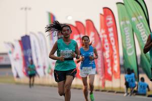 BIB: 930, 1175
                            <button type="button" onclick="openModal(10464925)" class="btn btn-primary btn-sm float-right btn-popup" data-toggle="modal" data-target=".modal-high-quality">
                        <i class="fas fa-shopping-cart"></i> Add to Cart
                    </button>
                                            <button type="button" onclick="isThisMe(10464925, true)" class="btn btn-success btn-sm float-right btn-popup btn-isme hidden" data-toggle="tooltip" data-placement="bottom" title="นี่คือรูปของคุณใช่ไหม คลิกที่นี่เพื่อเอาเข้าอัลบั้ม">
                        <i class="fas fa-plus"></i> Add to album
                    </button>
                    <button type="button" onclick="isThisMe(10464925, false)" class="btn btn-warning btn-sm float-right btn-popup btn-isnotme hidden">
                        <i class="fas fa-ban"></i> Remove from album
                    </button>