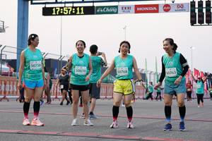 BIB: 175711, 50758, 50610, 50768, 50763
                            <button type="button" onclick="openModal(10491000)" class="btn btn-primary btn-sm float-right btn-popup" data-toggle="modal" data-target=".modal-high-quality">
                        <i class="fas fa-shopping-cart"></i> Add to Cart
                    </button>
                                            <button type="button" onclick="isThisMe(10491000, true)" class="btn btn-success btn-sm float-right btn-popup btn-isme hidden" data-toggle="tooltip" data-placement="bottom" title="นี่คือรูปของคุณใช่ไหม คลิกที่นี่เพื่อเอาเข้าอัลบั้ม">
                        <i class="fas fa-plus"></i> Add to album
                    </button>
                    <button type="button" onclick="isThisMe(10491000, false)" class="btn btn-warning btn-sm float-right btn-popup btn-isnotme hidden">
                        <i class="fas fa-ban"></i> Remove from album
                    </button>