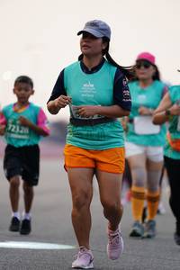 BIB: 72328
                            <button type="button" onclick="openModal(10472561)" class="btn btn-primary btn-sm float-right btn-popup" data-toggle="modal" data-target=".modal-high-quality">
                        <i class="fas fa-shopping-cart"></i> Add to Cart
                    </button>
                                            <button type="button" onclick="isThisMe(10472561, true)" class="btn btn-success btn-sm float-right btn-popup btn-isme hidden" data-toggle="tooltip" data-placement="bottom" title="นี่คือรูปของคุณใช่ไหม คลิกที่นี่เพื่อเอาเข้าอัลบั้ม">
                        <i class="fas fa-plus"></i> Add to album
                    </button>
                    <button type="button" onclick="isThisMe(10472561, false)" class="btn btn-warning btn-sm float-right btn-popup btn-isnotme hidden">
                        <i class="fas fa-ban"></i> Remove from album
                    </button>