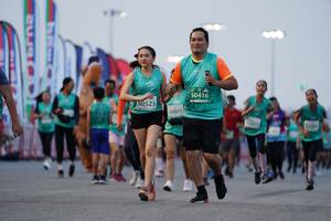 BIB: 50416, 50523, 2201
                            <button type="button" onclick="openModal(10492028)" class="btn btn-primary btn-sm float-right btn-popup" data-toggle="modal" data-target=".modal-high-quality">
                        <i class="fas fa-shopping-cart"></i> Add to Cart
                    </button>
                                            <button type="button" onclick="isThisMe(10492028, true)" class="btn btn-success btn-sm float-right btn-popup btn-isme hidden" data-toggle="tooltip" data-placement="bottom" title="นี่คือรูปของคุณใช่ไหม คลิกที่นี่เพื่อเอาเข้าอัลบั้ม">
                        <i class="fas fa-plus"></i> Add to album
                    </button>
                    <button type="button" onclick="isThisMe(10492028, false)" class="btn btn-warning btn-sm float-right btn-popup btn-isnotme hidden">
                        <i class="fas fa-ban"></i> Remove from album
                    </button>