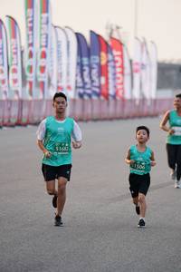 BIB: 51682, 1506
                            <button type="button" onclick="openModal(10469722)" class="btn btn-primary btn-sm float-right btn-popup" data-toggle="modal" data-target=".modal-high-quality">
                        <i class="fas fa-shopping-cart"></i> Add to Cart
                    </button>
                                            <button type="button" onclick="isThisMe(10469722, true)" class="btn btn-success btn-sm float-right btn-popup btn-isme hidden" data-toggle="tooltip" data-placement="bottom" title="นี่คือรูปของคุณใช่ไหม คลิกที่นี่เพื่อเอาเข้าอัลบั้ม">
                        <i class="fas fa-plus"></i> Add to album
                    </button>
                    <button type="button" onclick="isThisMe(10469722, false)" class="btn btn-warning btn-sm float-right btn-popup btn-isnotme hidden">
                        <i class="fas fa-ban"></i> Remove from album
                    </button>