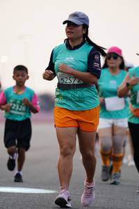 BIB: 52572, 2328
                            <button type="button" onclick="openModal(10472511)" class="btn btn-primary btn-sm float-right btn-popup" data-toggle="modal" data-target=".modal-high-quality">
                        <i class="fas fa-shopping-cart"></i> Add to Cart
                    </button>
                                            <button type="button" onclick="isThisMe(10472511, true)" class="btn btn-success btn-sm float-right btn-popup btn-isme hidden" data-toggle="tooltip" data-placement="bottom" title="นี่คือรูปของคุณใช่ไหม คลิกที่นี่เพื่อเอาเข้าอัลบั้ม">
                        <i class="fas fa-plus"></i> Add to album
                    </button>
                    <button type="button" onclick="isThisMe(10472511, false)" class="btn btn-warning btn-sm float-right btn-popup btn-isnotme hidden">
                        <i class="fas fa-ban"></i> Remove from album
                    </button>