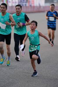 BIB: 50015
                            <button type="button" onclick="openModal(10469616)" class="btn btn-primary btn-sm float-right btn-popup" data-toggle="modal" data-target=".modal-high-quality">
                        <i class="fas fa-shopping-cart"></i> Add to Cart
                    </button>
                                            <button type="button" onclick="isThisMe(10469616, true)" class="btn btn-success btn-sm float-right btn-popup btn-isme hidden" data-toggle="tooltip" data-placement="bottom" title="นี่คือรูปของคุณใช่ไหม คลิกที่นี่เพื่อเอาเข้าอัลบั้ม">
                        <i class="fas fa-plus"></i> Add to album
                    </button>
                    <button type="button" onclick="isThisMe(10469616, false)" class="btn btn-warning btn-sm float-right btn-popup btn-isnotme hidden">
                        <i class="fas fa-ban"></i> Remove from album
                    </button>